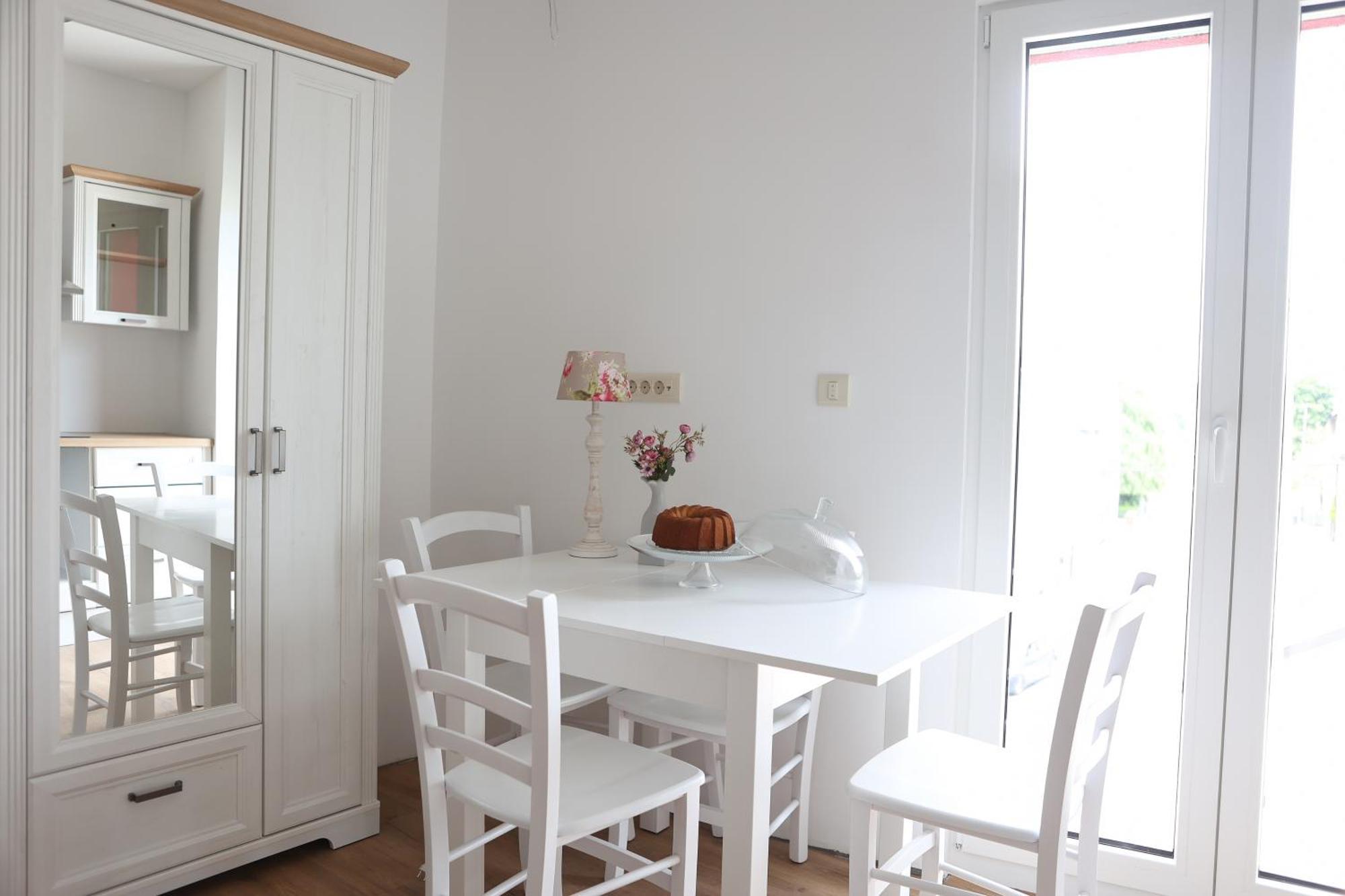 Apart Hotel Asteria 류블랴나 외부 사진